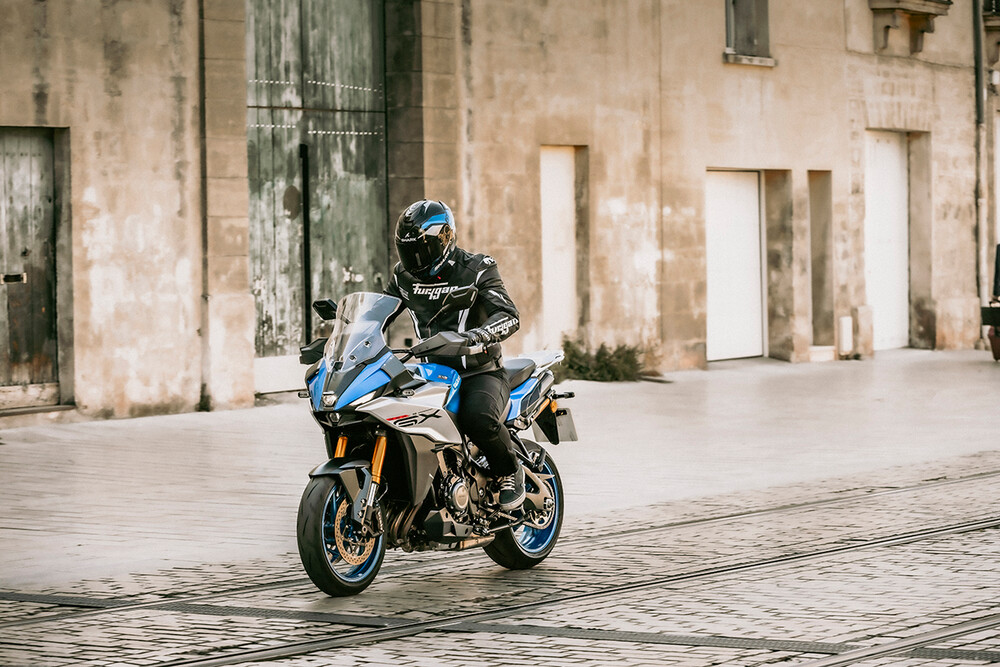 GSX-S1000GX